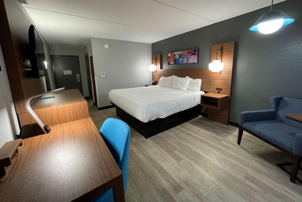 La Quinta Inn & Suites By Wyndham Fayetteville I-95 חדר תמונה